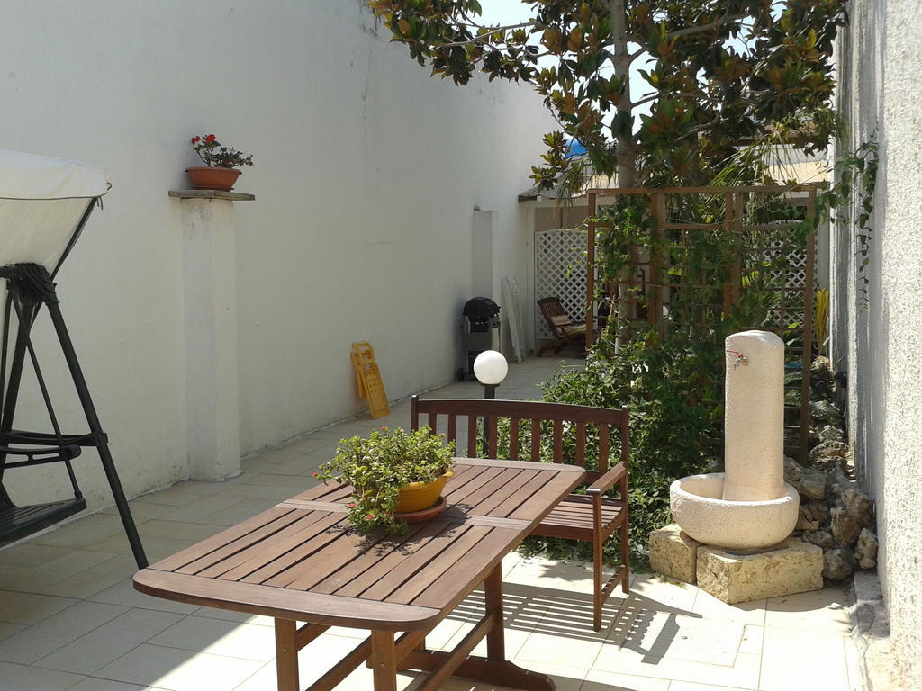 Villa Mediterranea Torre dell'Orso Exteriör bild