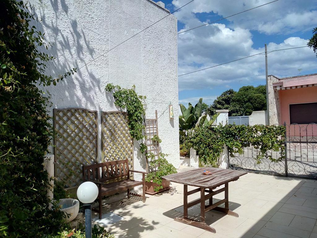 Villa Mediterranea Torre dell'Orso Exteriör bild